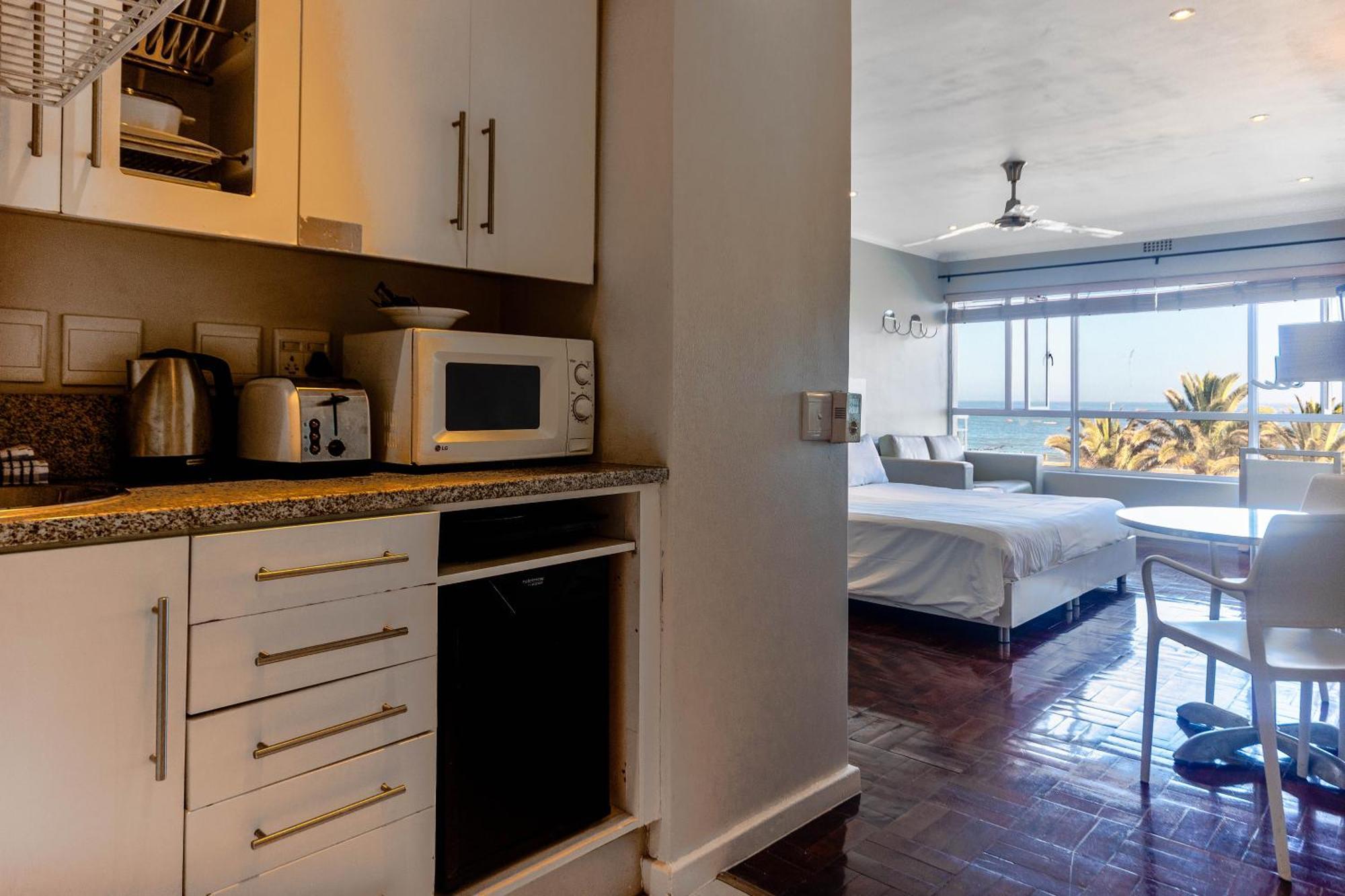 Mouille Point Apartments 케이프타운 객실 사진