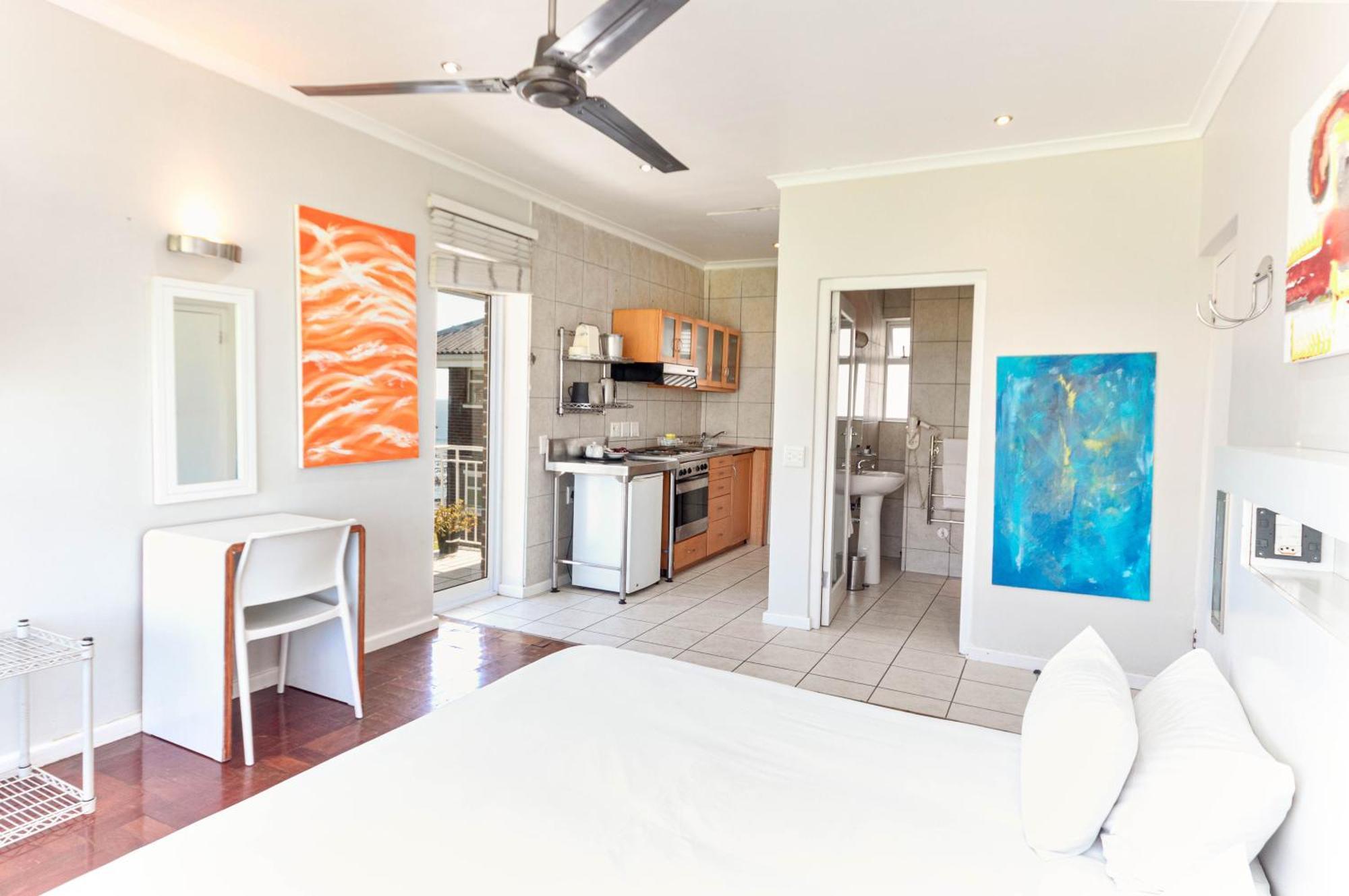 Mouille Point Apartments 케이프타운 객실 사진