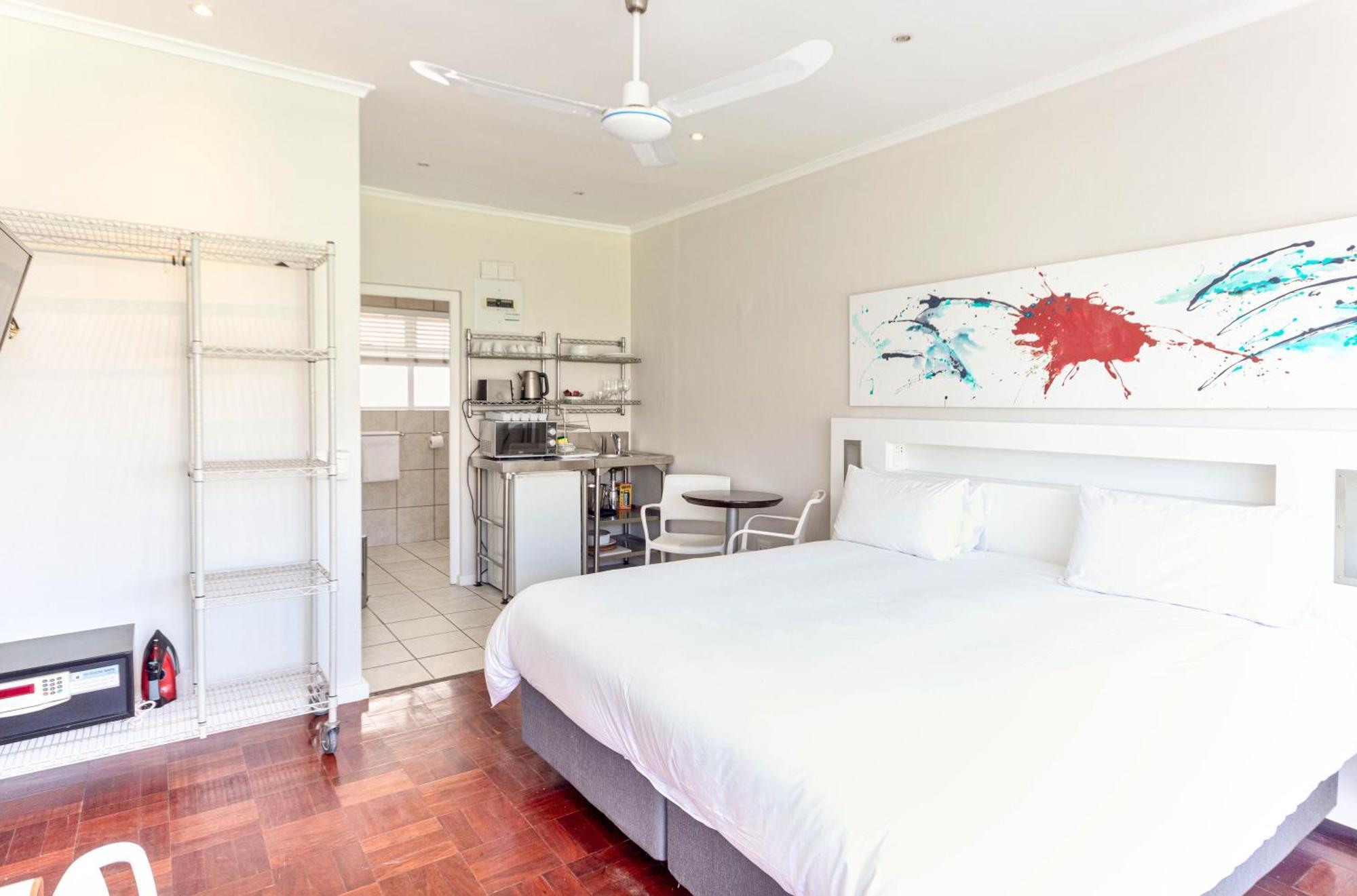 Mouille Point Apartments 케이프타운 객실 사진