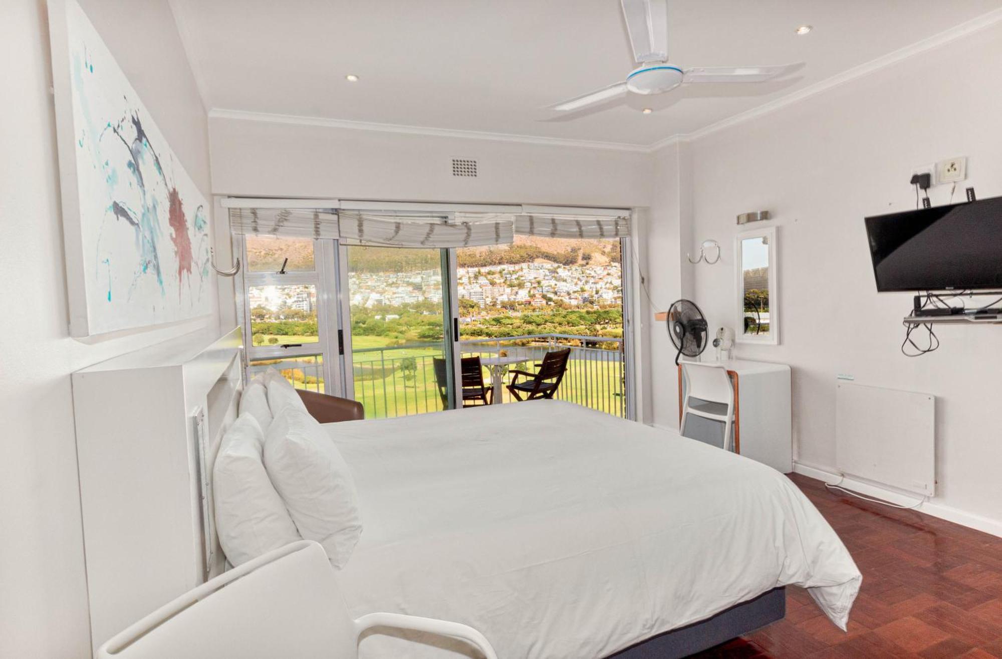 Mouille Point Apartments 케이프타운 객실 사진
